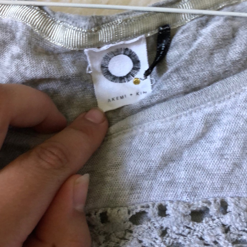 Akemi + Kin Shirt - Picture 3 of 5